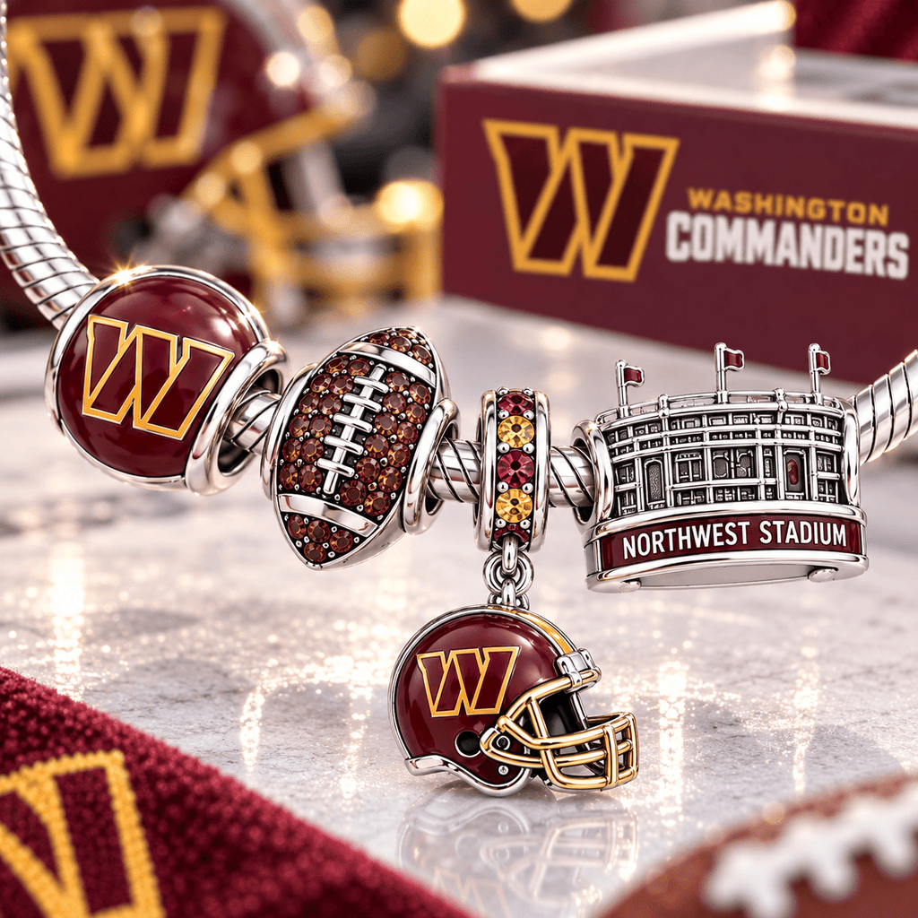 WCD Silver Charm Bracelet Set VTH